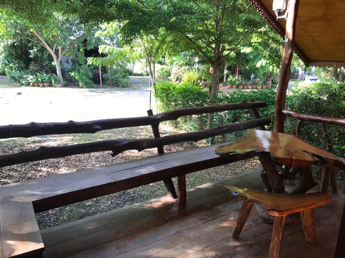 Baan Suan Sukjai Resort Chaiyaphum Ngoại thất bức ảnh